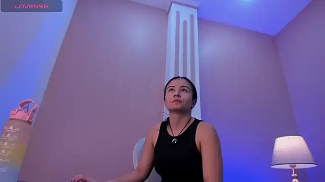 KarlynHoliss online show from 12-11-24, 11:51