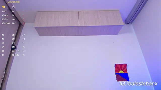 Snapshot of Esteban_Knight chatting on 09-29-25, 10:15 Esteban Knight online show from 09-29-25, 10:15