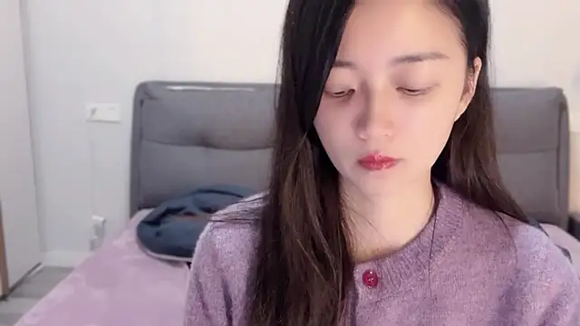 Snapshot of A-xena chatting on 03-05-25, 01:39 A-xena online show from 03-05-25, 01:39