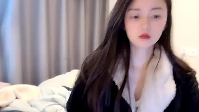 Snapshot of A-xena chatting on 03-18-25, 02:40 A-xena online show from 03-18-25, 02:40