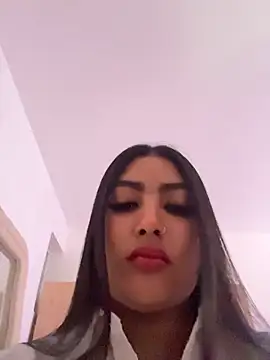 Snapshot of NatashaBrown12 chatting on 10-25-25, 01:34 NatashaBrown12 online show from 10-25-25, 01:34