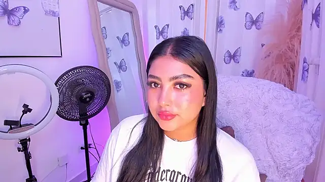 NatashaBrown12 online show from 06-11-26, 03:09
