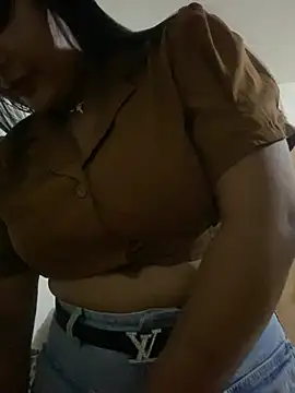 Snapshot of NatashaBrown12 chatting on 02-18-26, 11:01 NatashaBrown12 online show from 02-18-26, 11:01