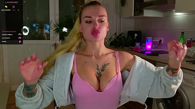 MissLovex online show from 03-10-26, 02:10