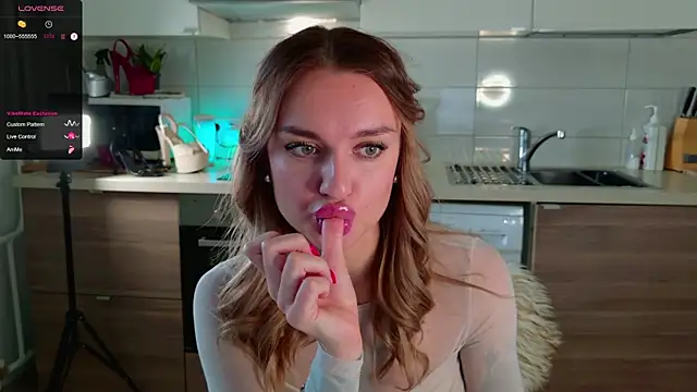 MissLovex online show from 10-07-25, 02:45