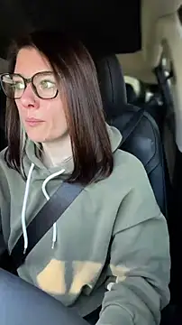 LadyLena1 online show from 03-26-26, 05:55