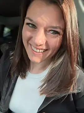 LadyLena1 online show from 09-10-25, 12:53