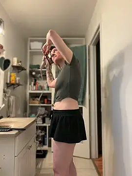 LadyLena1 online show from 12-04-25, 05:01