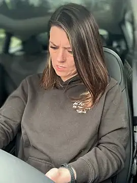 LadyLena1 online show from 03-19-25, 09:05