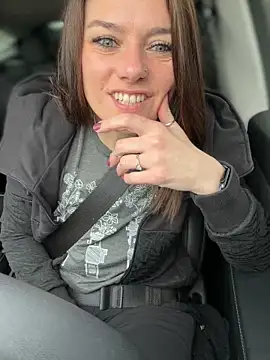 LadyLena1 online show from 11-15-25, 06:56