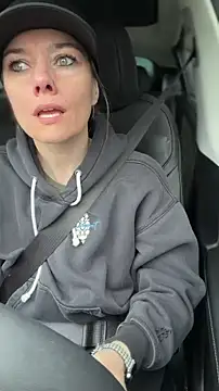 LadyLena1 online show from 03-29-26, 06:09