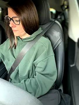 LadyLena1 online show from 11-06-25, 07:51