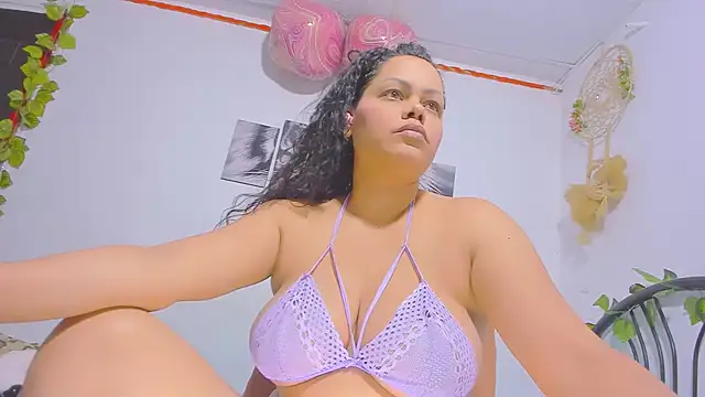 Alhelqueen online show from 10-12-25, 12:01