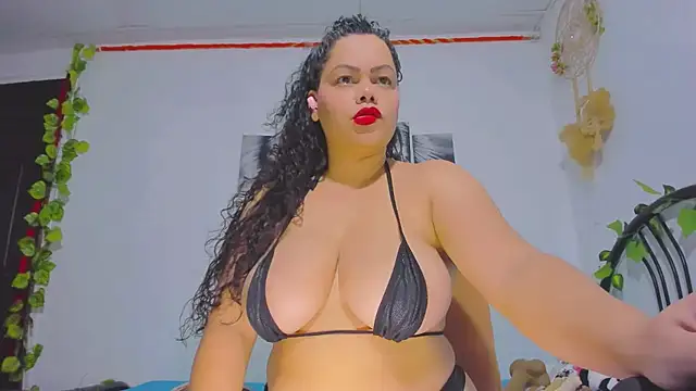 Alhelqueen online show from 04-12-26, 09:40