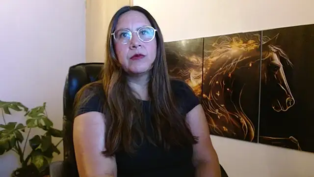 Snapshot of amalia_brunette chatting on 06-04-26, 06:18 amalia brunette online show from 06-04-26, 06:18