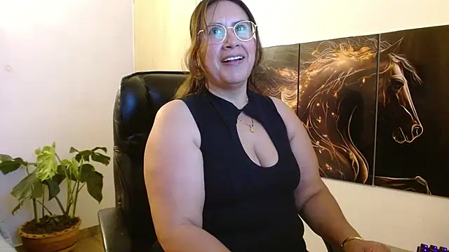 amalia brunette online show from 04-01-26, 12:02