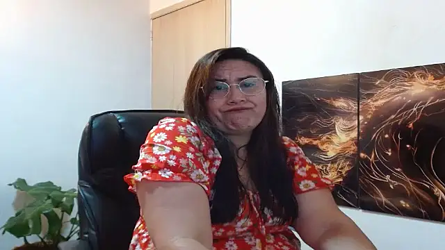 amalia brunette online show from 09-18-25, 10:46