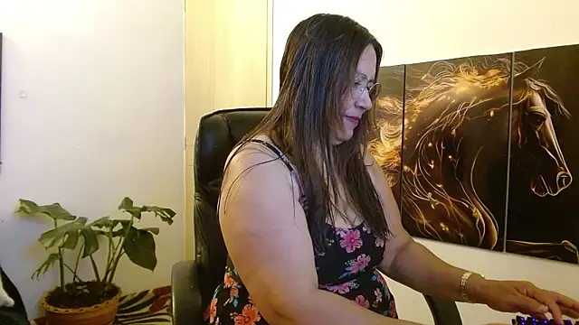 amalia brunette online show from 03-25-26, 07:19