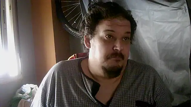 porkorossy online show from 11-18-25, 08:39