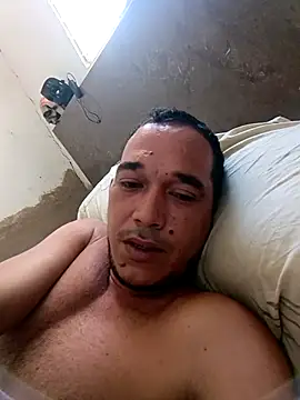 Snapshot of saffont chatting on 09-18-25, 03:15 saffont online show from 09-18-25, 03:15