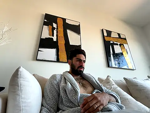 Snapshot of Carlos-195- chatting on 09-25-25, 04:13 Carlos-195- online show from 09-25-25, 04:13