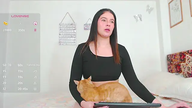 verocute7 online show from 11-11-25, 02:06