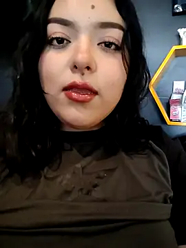 Chubbygrl20 online show from 04-23-26, 10:33