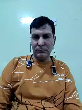 Snapshot of ZIMMY25 chatting on 05-15-26, 06:17 ZIMMY25 online show from 05-15-26, 06:17