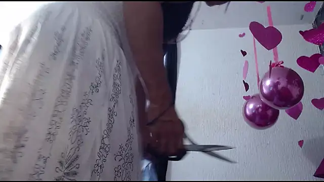 DesireDirtyTS   online show from 09-15-25, 09:37