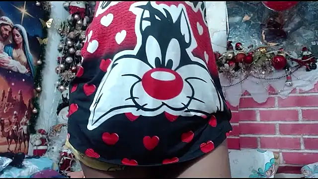 Snapshot of DesireDirtyTS__ chatting on 12-04-25, 12:37 DesireDirtyTS online show from 12-04-25, 12:37