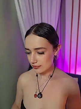 Snapshot of Kate_Amaretto_ chatting on 06-19-26, 01:44 Kate Amaretto online show from 06-19-26, 01:44
