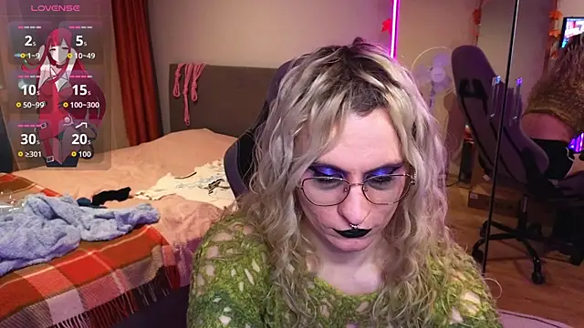 Lori Myaf online show from 11-11-25, 03:07