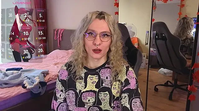 Lori Myaf online show from 09-24-25, 02:45