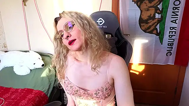 Lori Myaf online show from 02-21-26, 01:13