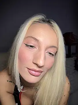 Ella Charm online show from 09-28-25, 04:14