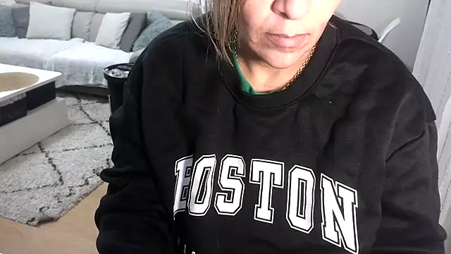 sarametisse26 online show from 01-28-25, 07:11