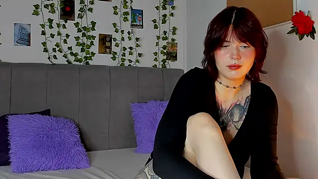 miss Lizzy online show from 03-12-26, 01:33