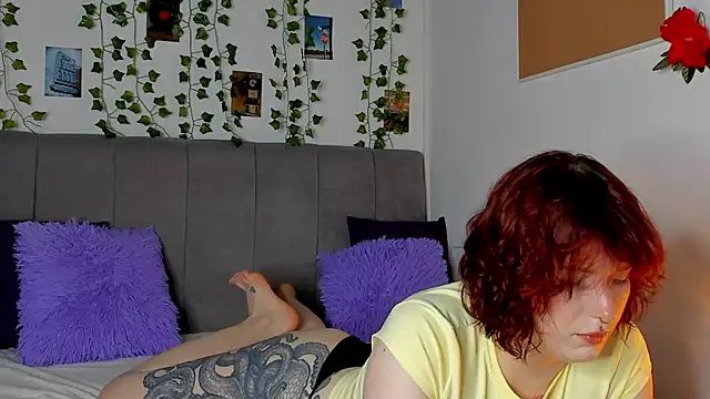 Snapshot of miss_Lizzy chatting on 07-20-26, 01:24 miss Lizzy online show from 07-20-26, 01:24