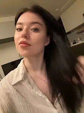 Snapshot of Angela_Fosterr chatting on 05-18-26, 06:34 Angela Fosterr online show from 05-18-26, 06:34