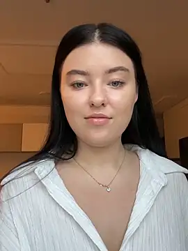 Snapshot of Angela_Fosterr chatting on 09-23-25, 09:05 Angela Fosterr online show from 09-23-25, 09:05