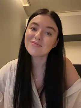 Snapshot of Angela_Fosterr chatting on 10-01-25, 03:38 Angela Fosterr online show from 10-01-25, 03:38