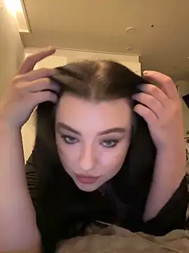 Angela Fosterr online show from 02-13-26, 07:47