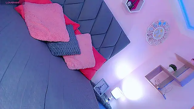 Sexiigabriela online show from 10-31-25, 05:15