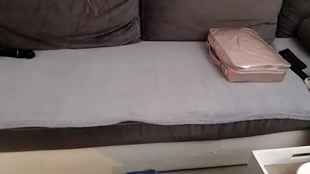 alejandraxxz online show from 12-18-25, 07:35