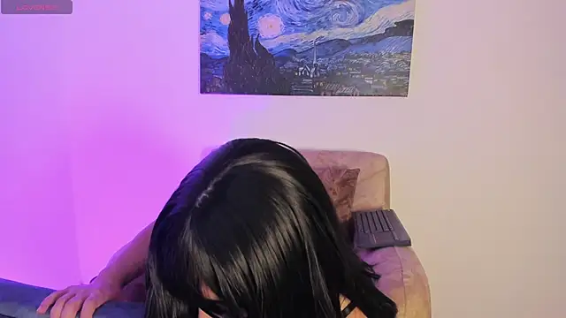 dahnia- online show from 04-18-26, 04:26