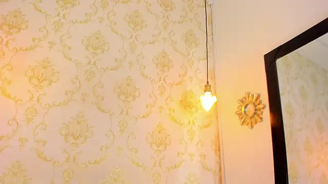 BRITANY WELLS  online show from 11-07-25, 11:59