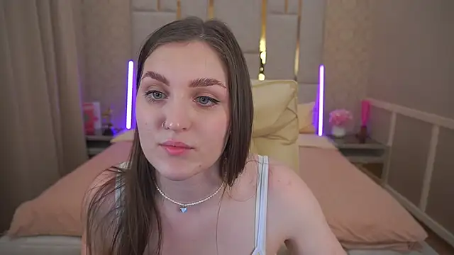 EmmyCharmm online show from 03-19-25, 08:12