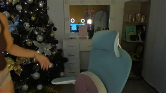 Olivia xd  online show from 11-16-25, 07:46