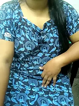 Snapshot of Honey-bujji chatting on 01-08-25, 06:20 Honey-bujji online show from 01-08-25, 06:20