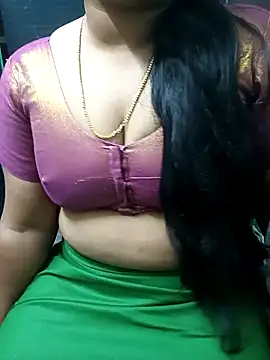 Snapshot of Honey-bujji chatting on 09-24-25, 08:59 Honey-bujji online show from 09-24-25, 08:59